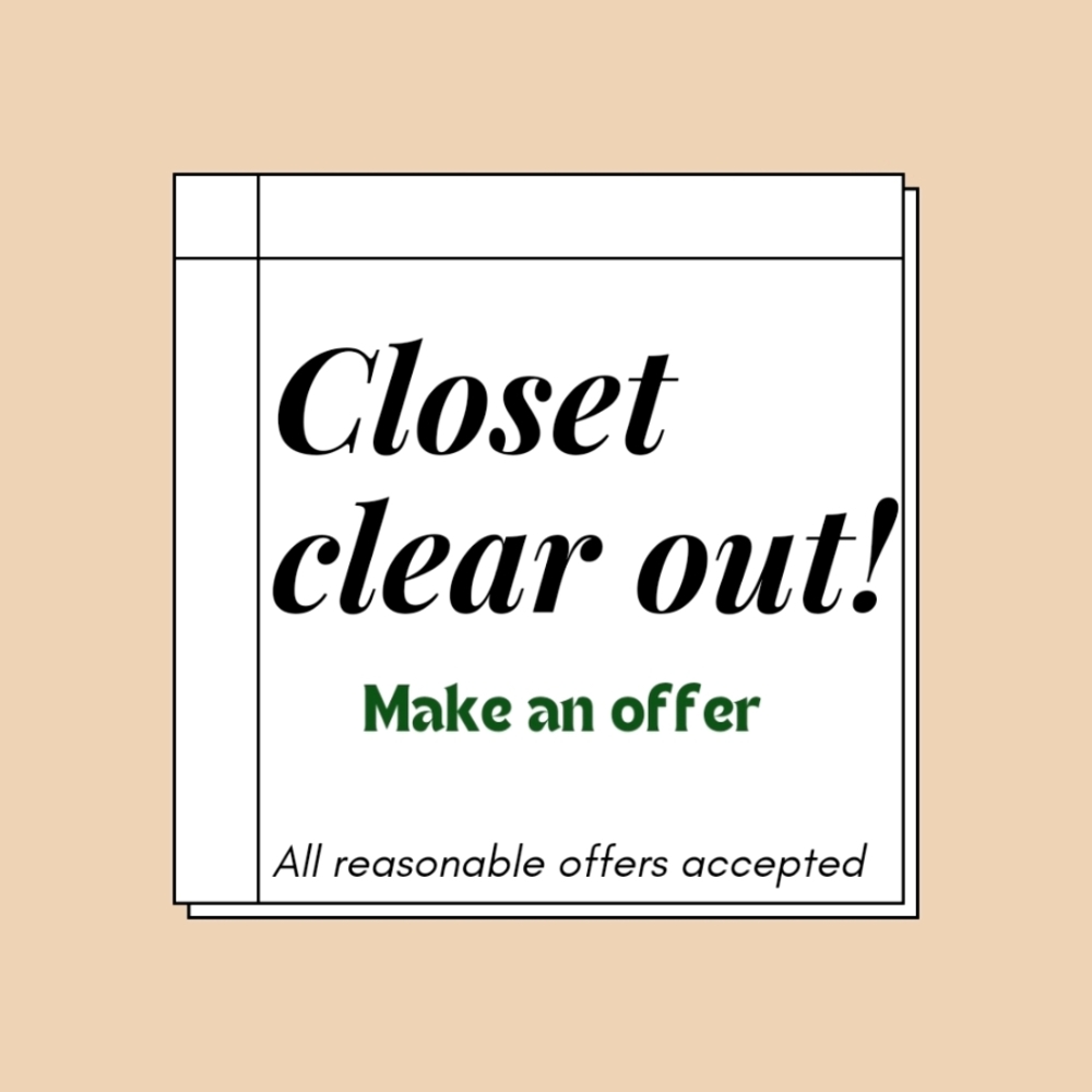 MAKE AN OFFER!💜